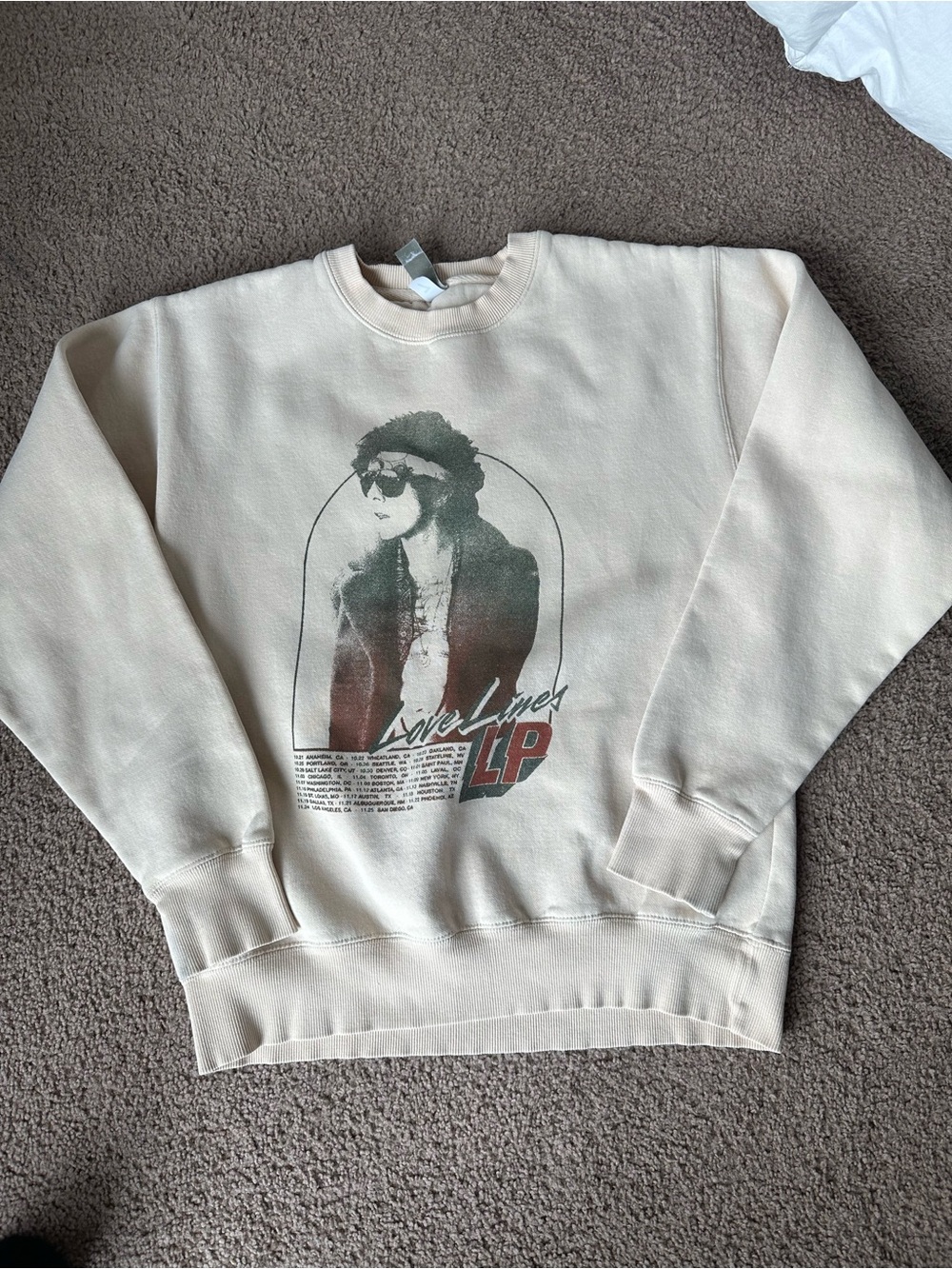 LP - Laura Pergolizzi - band sweatshirt Love Lines tour